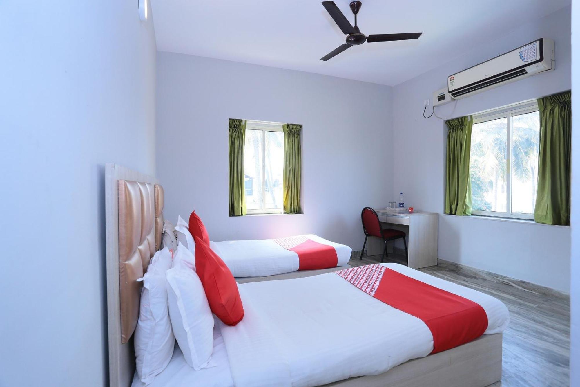 Super Townhouse Prince Palace Thiruvananthapuram Exterior photo