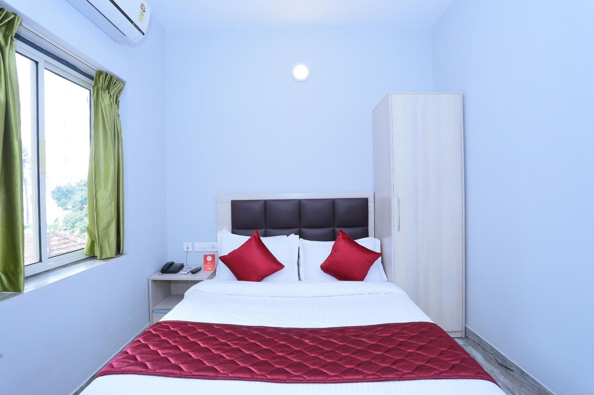 Super Townhouse Prince Palace Thiruvananthapuram Exterior photo